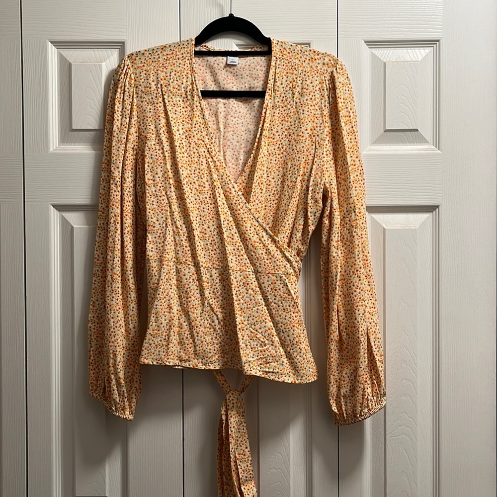 Old Navy tie front blouse
